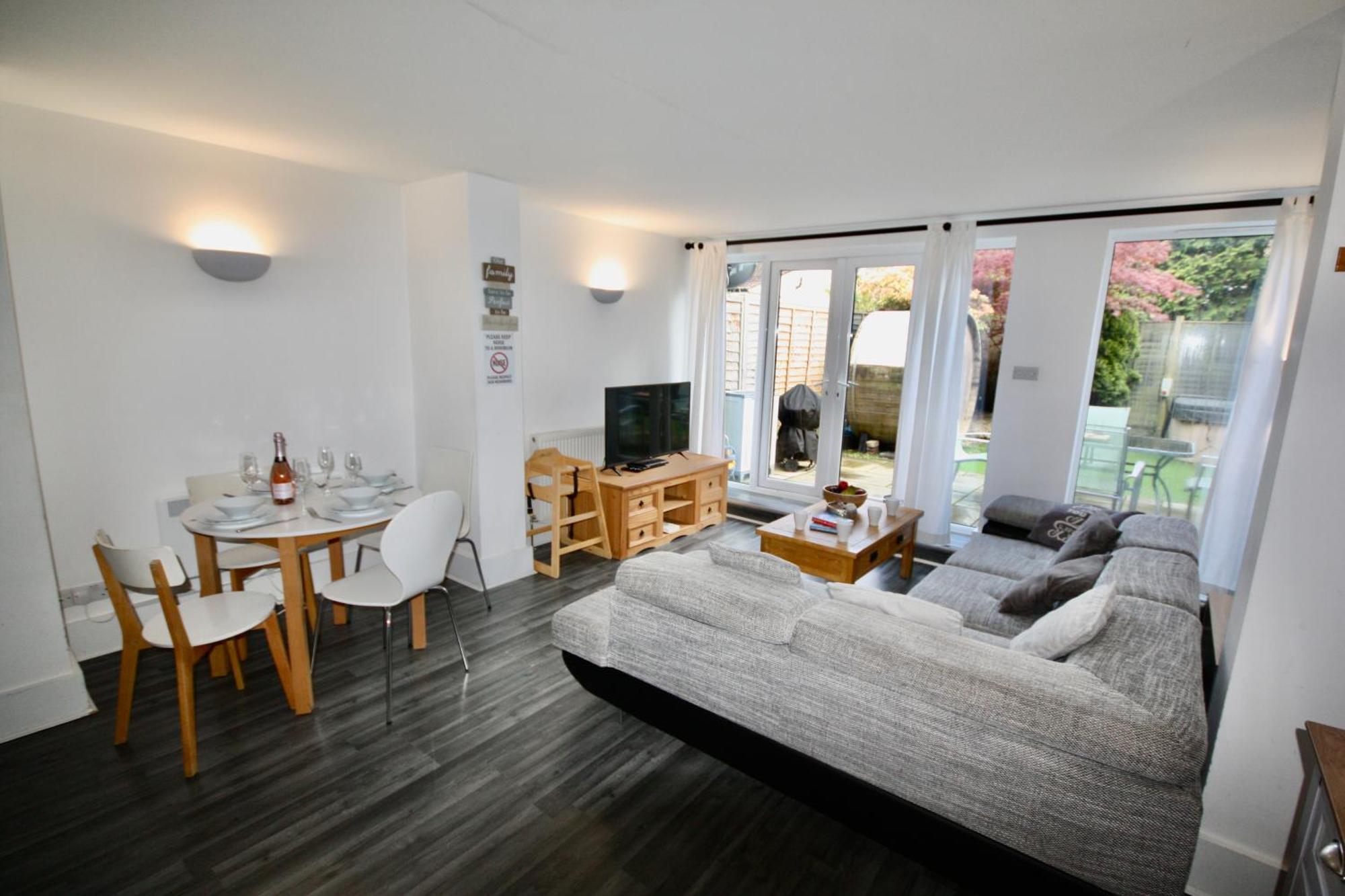 Bournemouth Hot Tub & Sauna Holiday Let Exterior foto